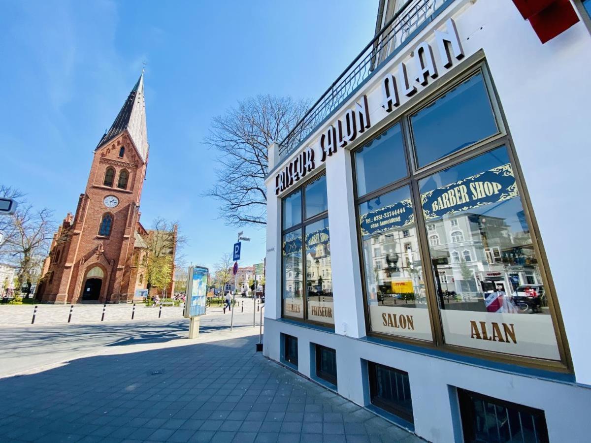 Steuermann, Urlaub In Warnemuende *